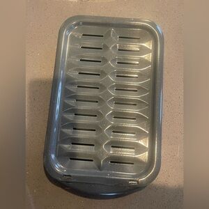 Gray Enameled Roasting Pan With Drip Tray ( 2 Piece )